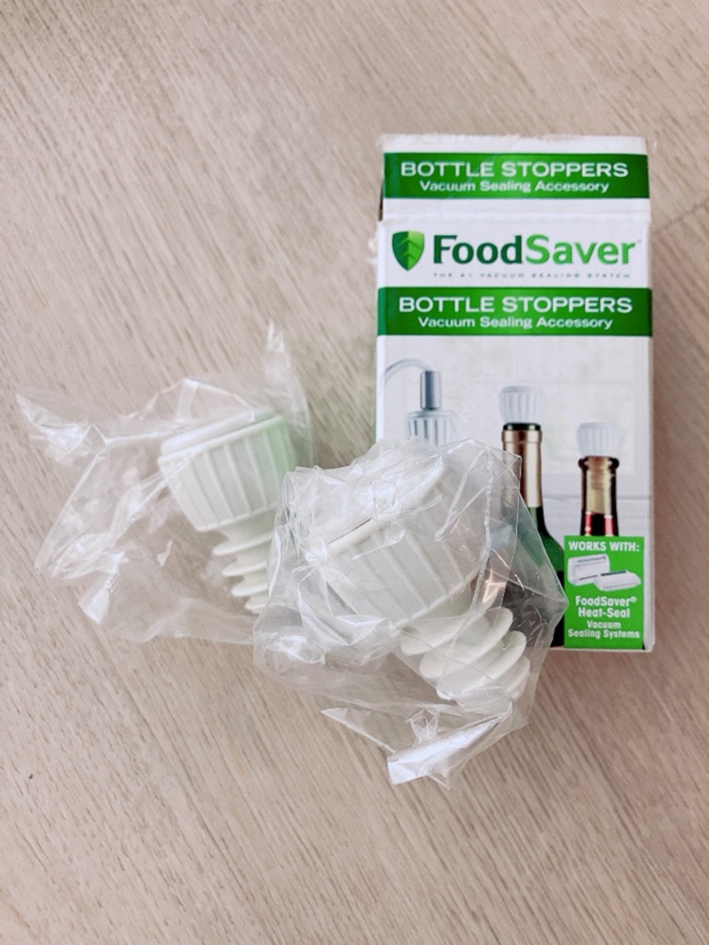 FoodSaver White Vacuum Bottle Stoppers - 2 Pack
